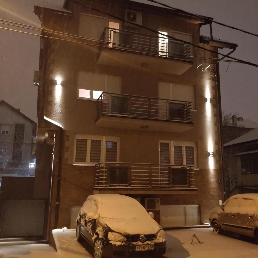 Apartamento Aparment Relax Belgrado Exterior foto